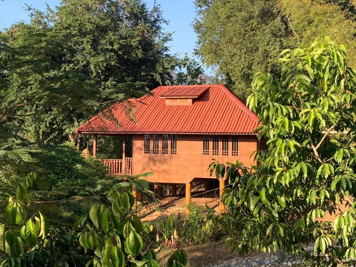 Baanrai Khunya บ้านไร่คุณย่า ساي يوك المظهر الخارجي الصورة